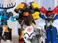 Oyunu Transformatörler. Kılık değiştirmiş robotlar: Grup karşı karşıya  çevrimiçi