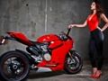 Oyunu Motosiklet ve Kızlar Kayma çevrimiçi