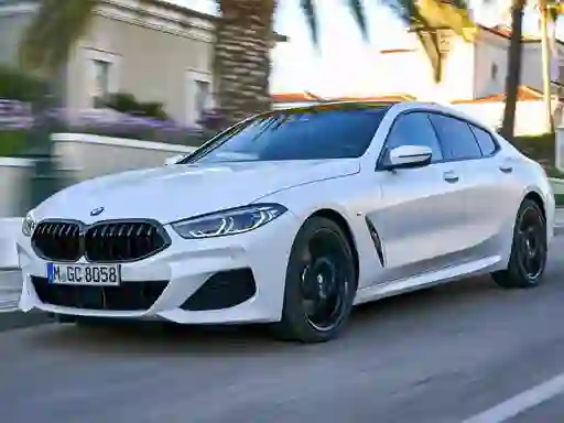 Oyunu BMW 8-Series çevrimiçi