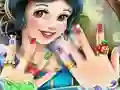 Oyunu Snow White Nails çevrimiçi