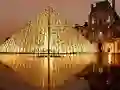 Oyunu Glass Pyramid Jigsaw çevrimiçi