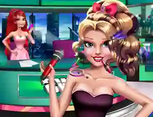 Oyunu Breaking News With Blondie çevrimiçi