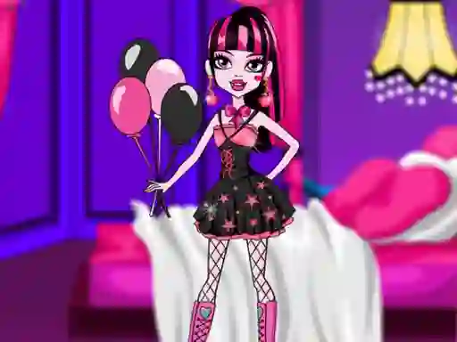 Oyunu Delicate Dracula Dress Up çevrimiçi