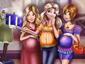 Oyunu Princesses Pregnant Selfie çevrimiçi