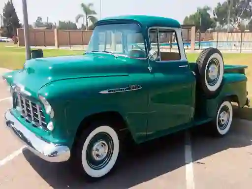 Oyunu Classic Trucks Puzzle çevrimiçi