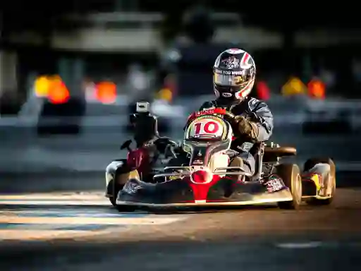 Oyunu Kart Karting çevrimiçi