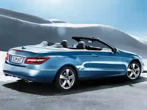 Oyunu Cabriolet Roadster Puzzle çevrimiçi