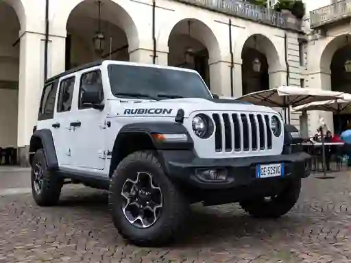Oyunu Jeep Wrangler 4xe Slide çevrimiçi