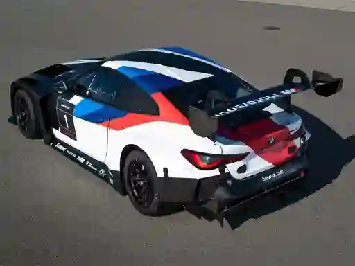 Oyunu BMW M4 GT3 Slide çevrimiçi