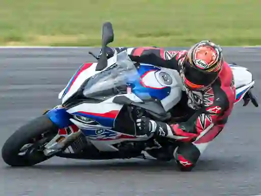 Oyunu BMW S1000RR Slide çevrimiçi