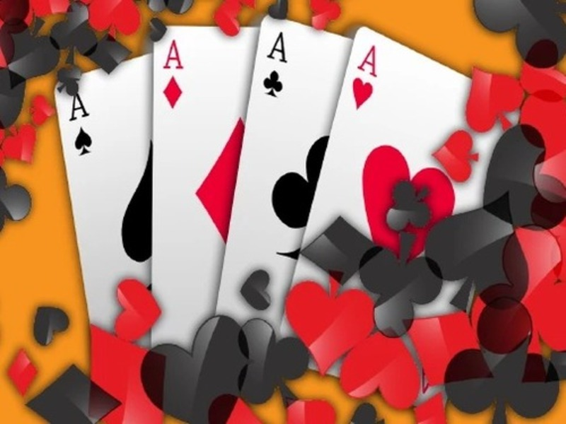 Oyunu Kartlar: Klondike Solitaire çevrimiçi